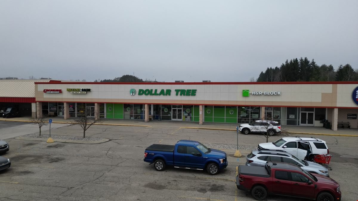 Gladwin Plaza East