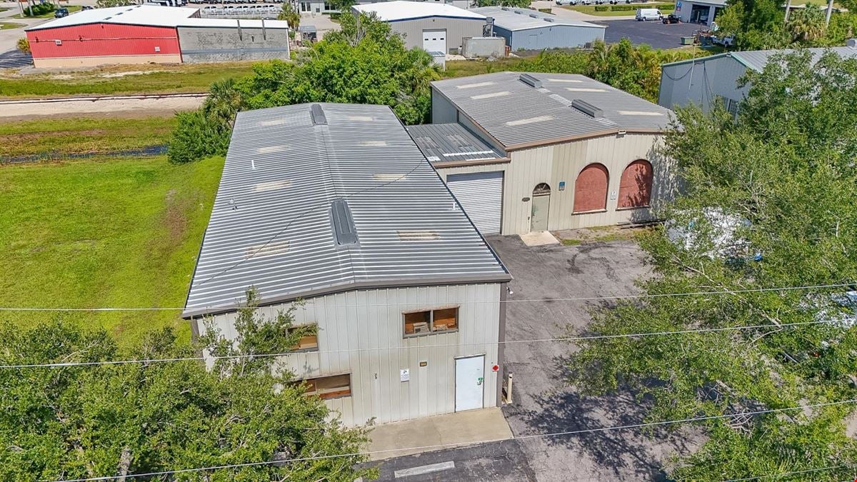 Punta Gorda Warehouse, Office, & Open Yard Space