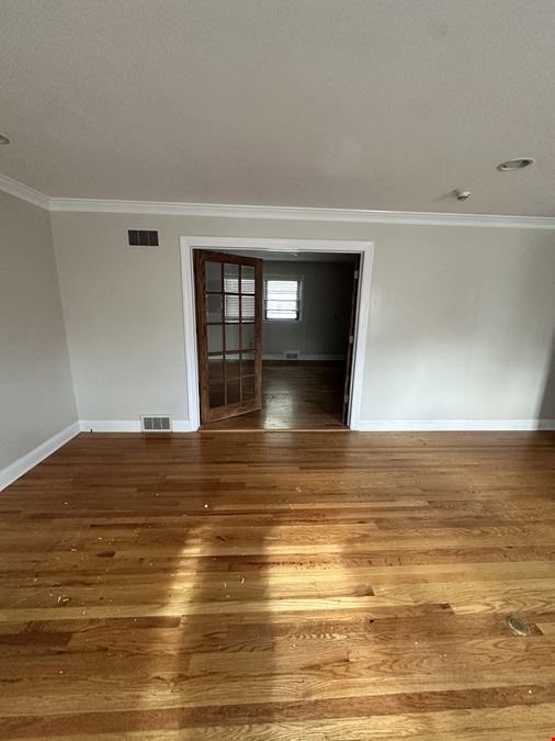 601 Chestnut Ridge Rd