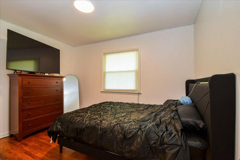 918 Central Ave Apartments