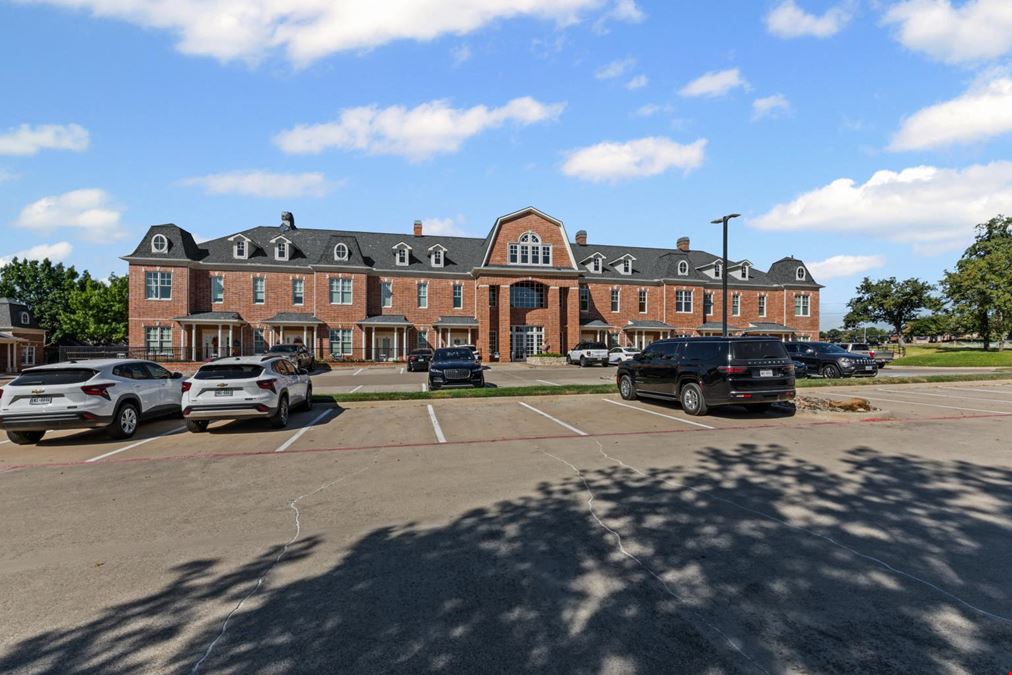 1670 Keller Pkwy