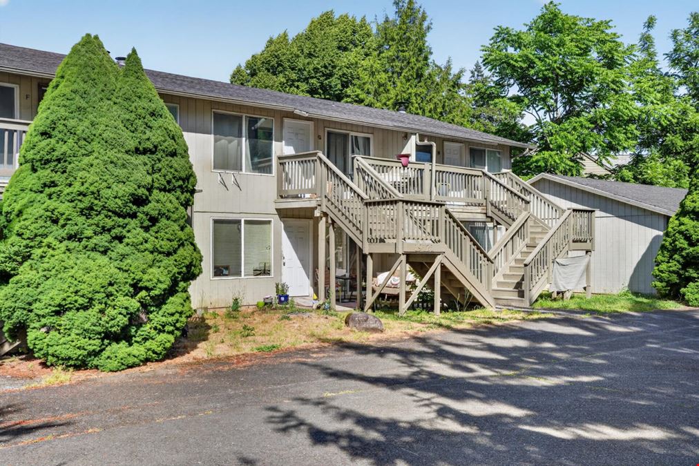 Eastwood Estates - 19109-19123 SE Yamhill St