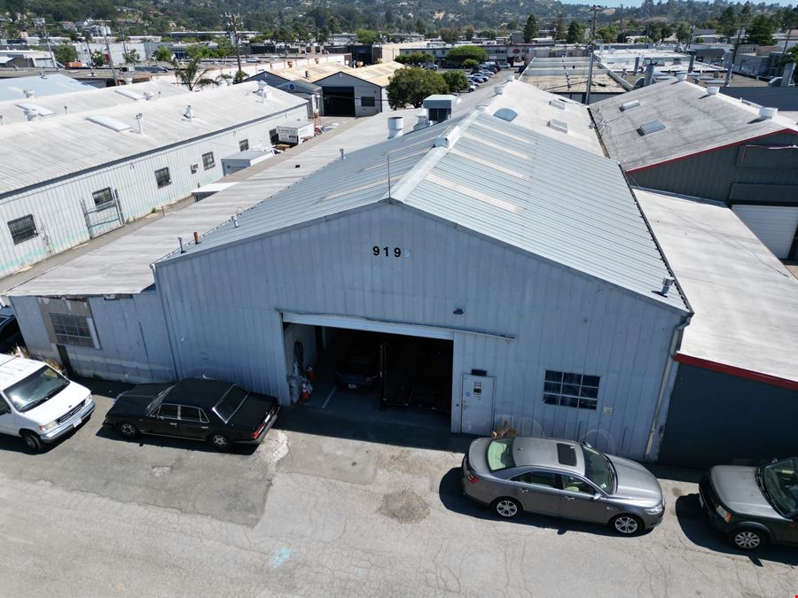 933 Francisco Boulevard East