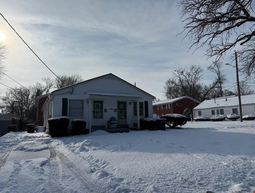 2628 Lindsay Ave
