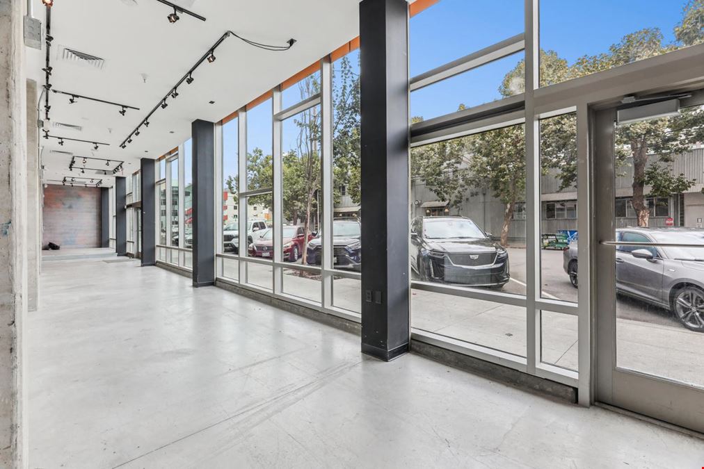 Jack London Square - 255 Second