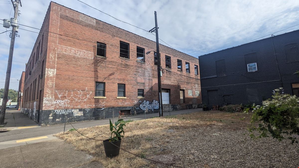 1112 Galveston Ave