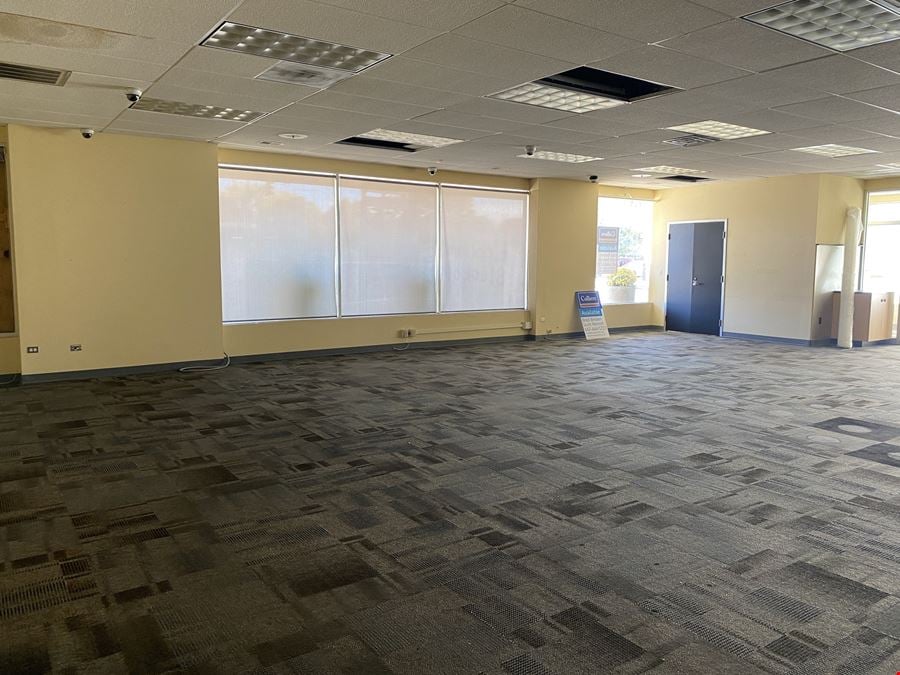 5600 N Kimball
