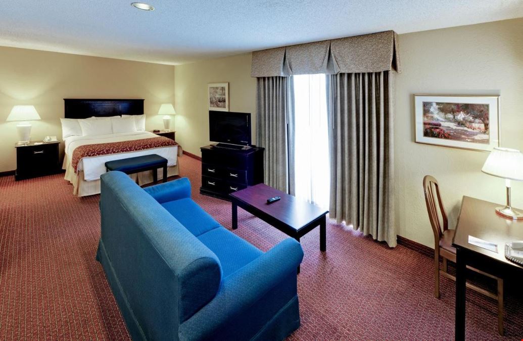 Hawthorn Suites - Dayton, OH