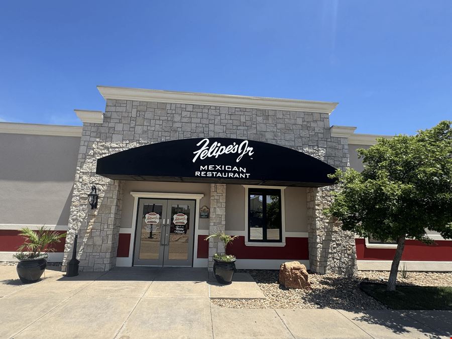 THRIVING RESTAURANT - DECADES OF SUCCESS