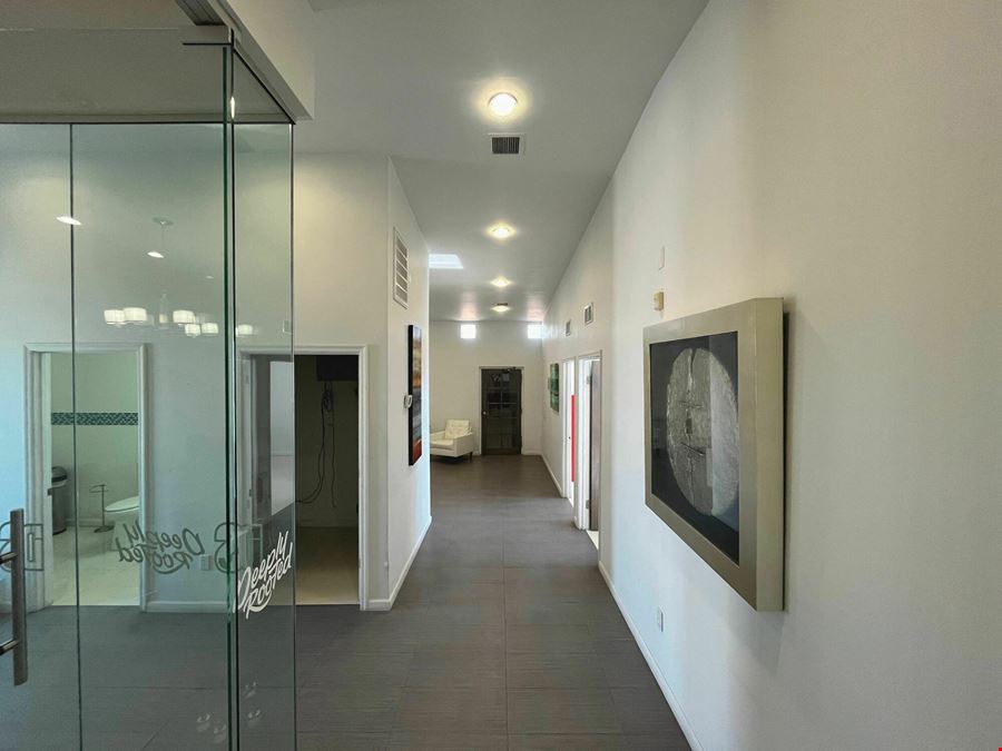 Country Club Suites