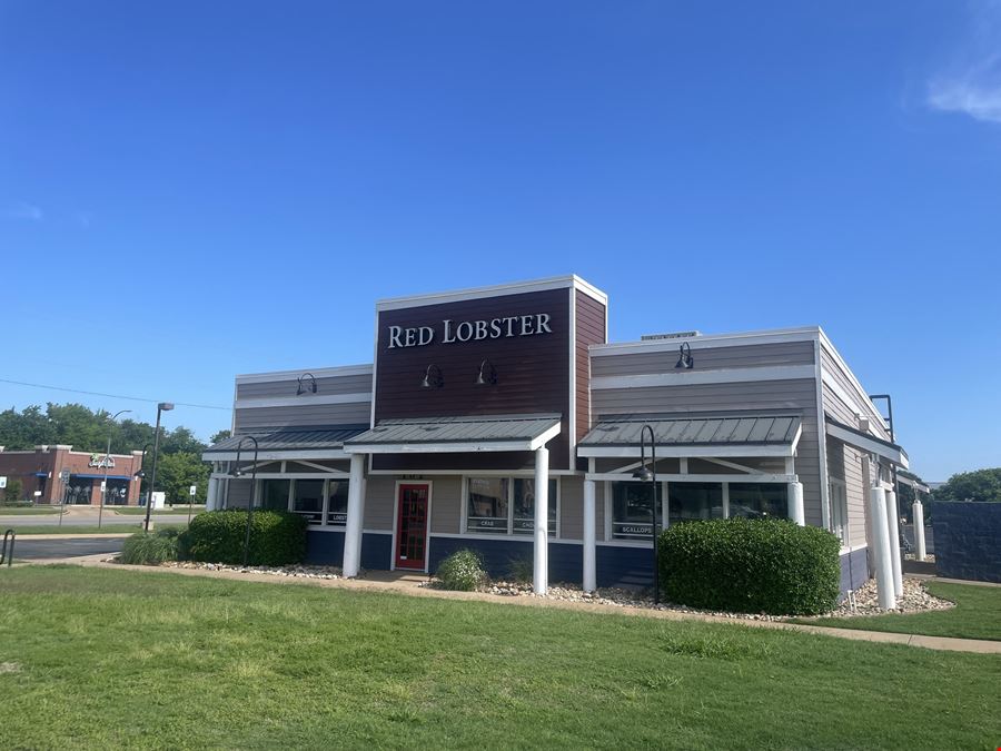 Former Red Lobster Building