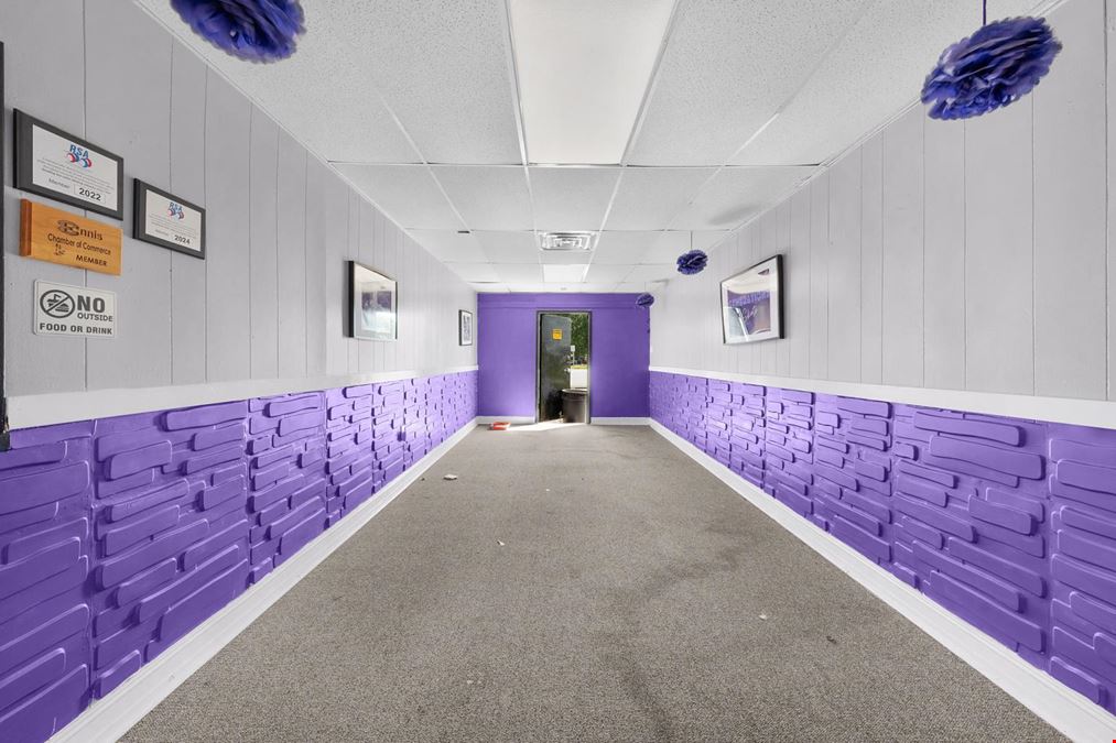 Flex Space for Lease in Ennis