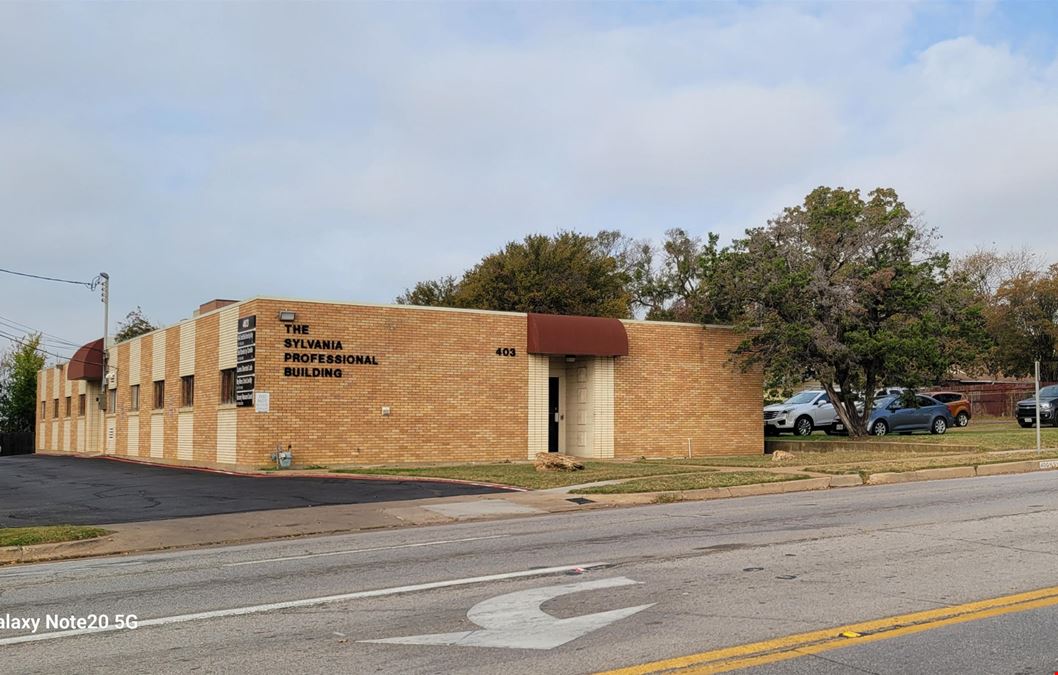 403 N Sylvania