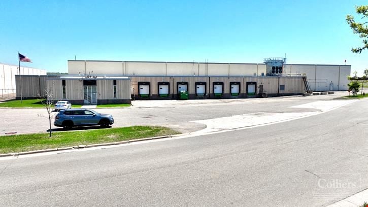 ±220,000 SF Available For Sale or Lease