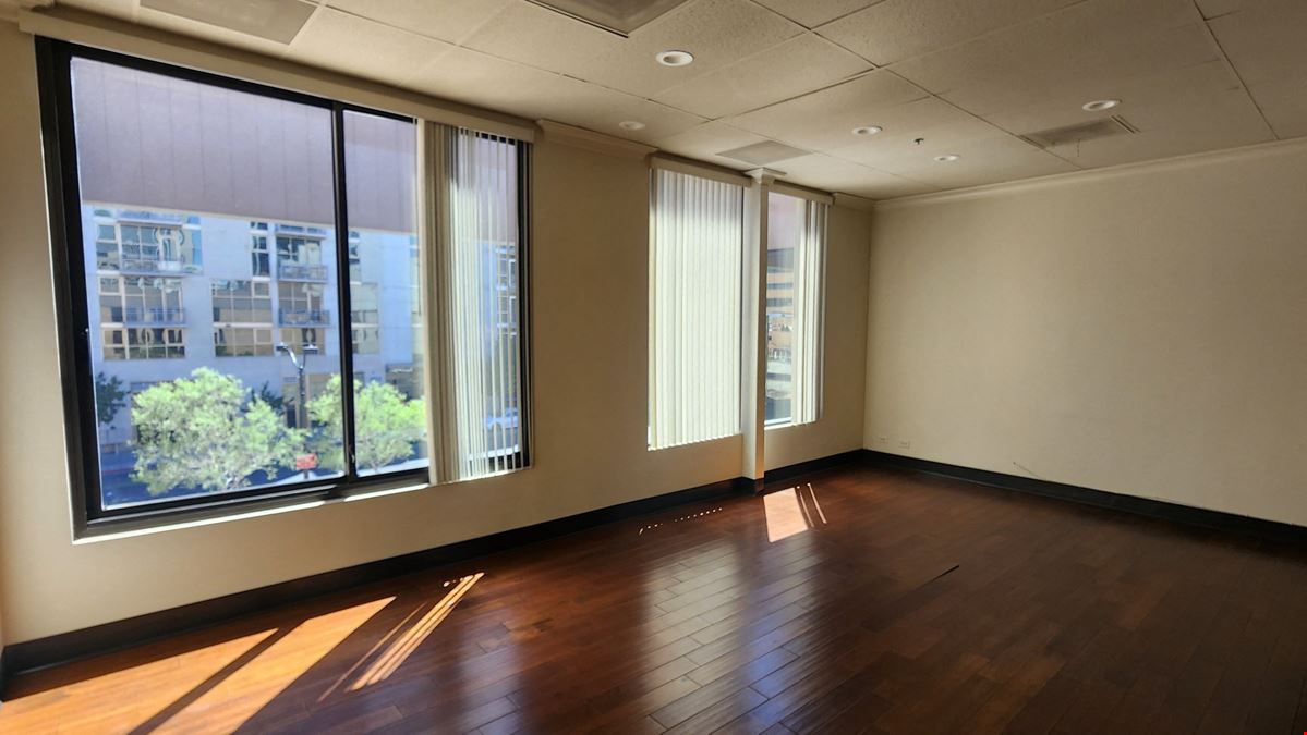 520 S 4th Street