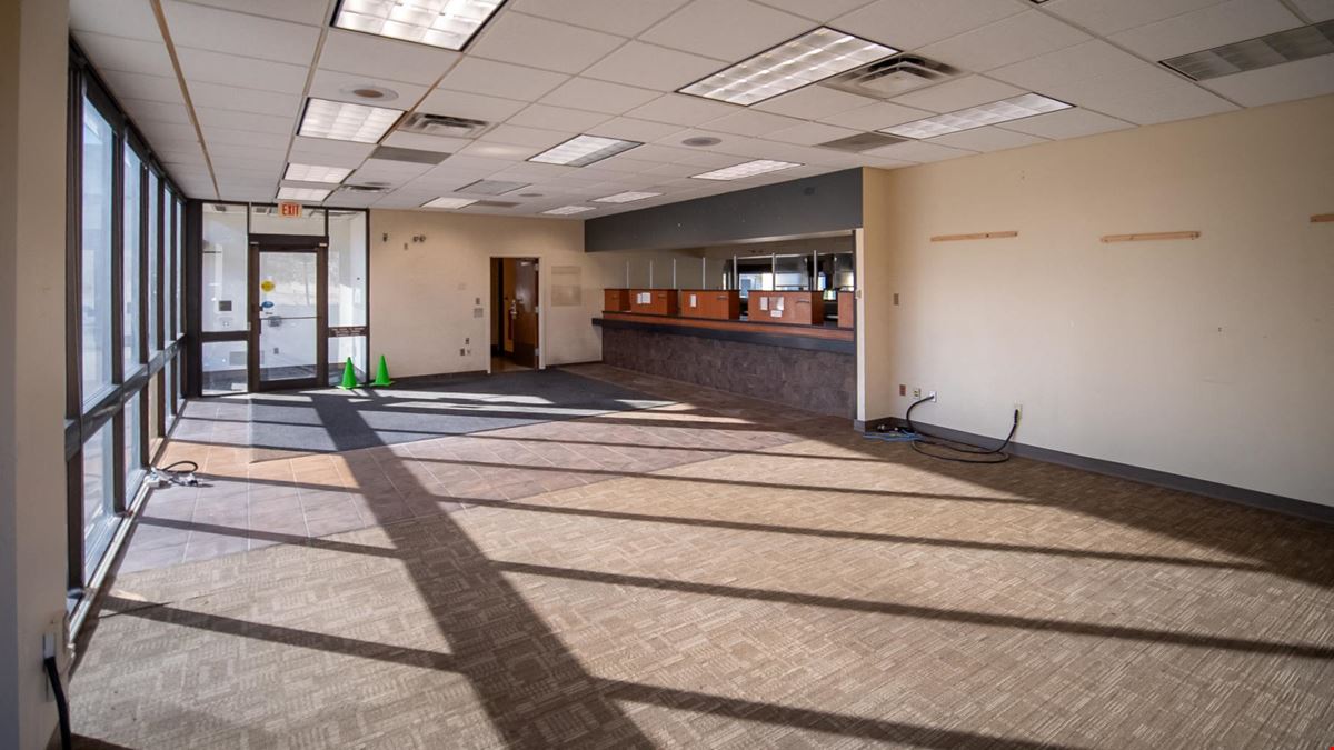 Center Street Premier Flex-Commercial Space 