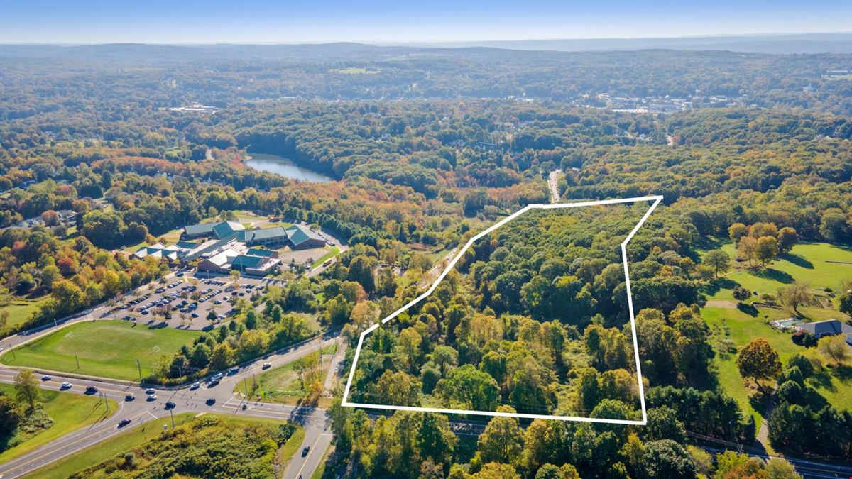 741 Echo Lake Road Watertown