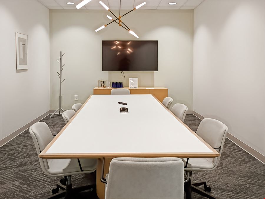 Regus - Cary - 15000 Weston Parkway
