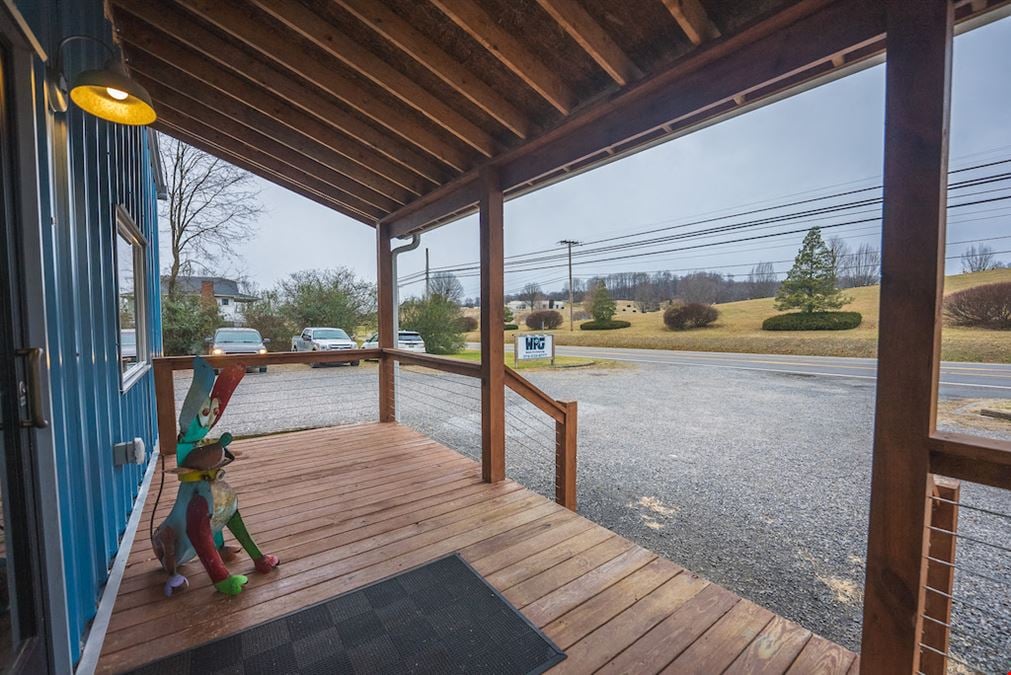 Commercial Building in Abingdon, VA for Sale