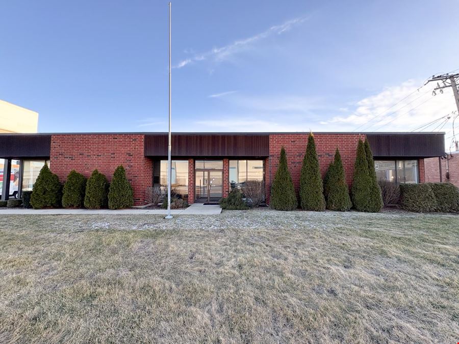33W401 Roosevelt Rd