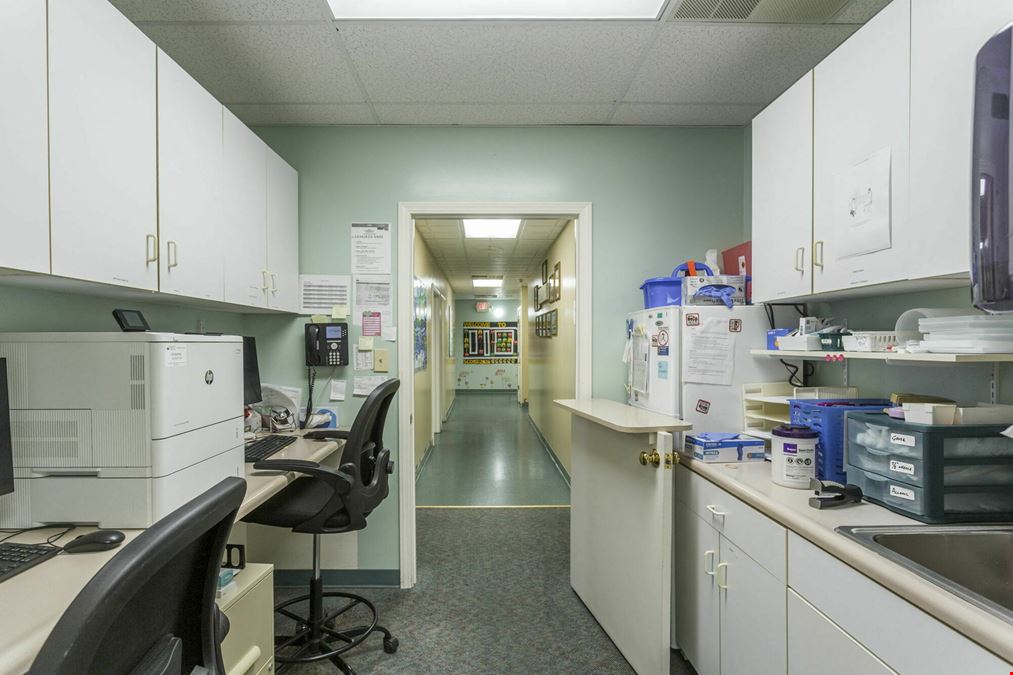 10,950 SF MEDICAL OFFICE FOR SALE OR LEASE