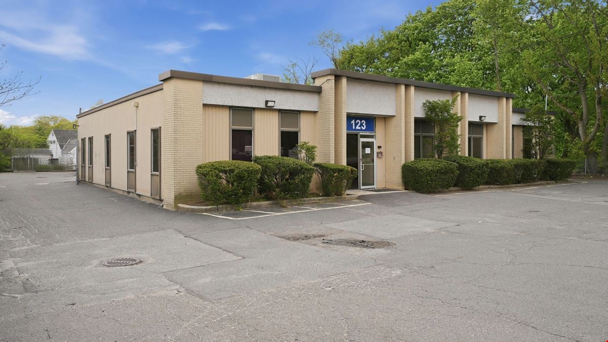 123 Stewart Ave