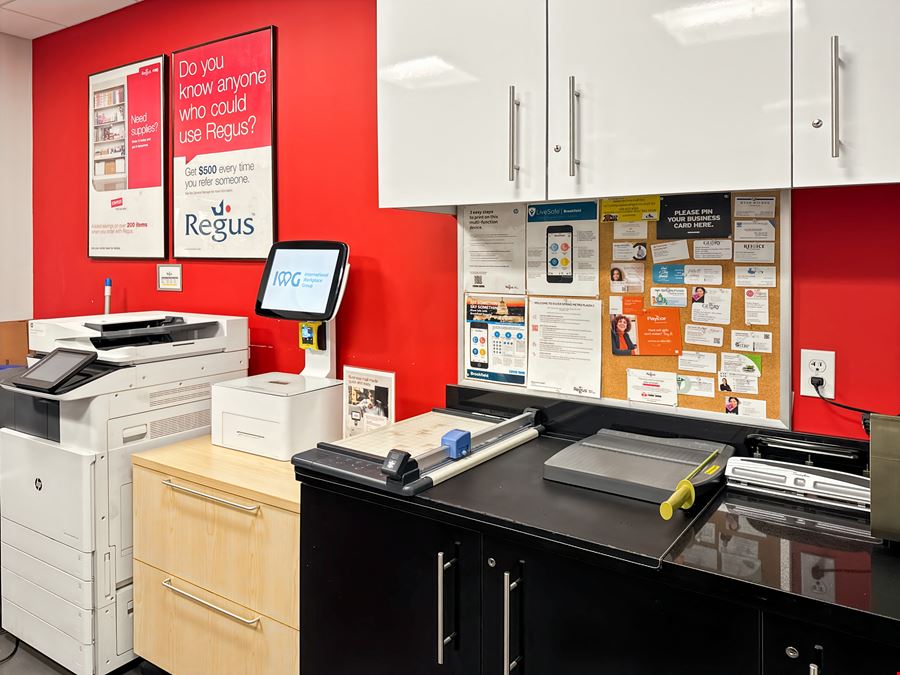 Regus - Silver Spring - Metro Plaza II