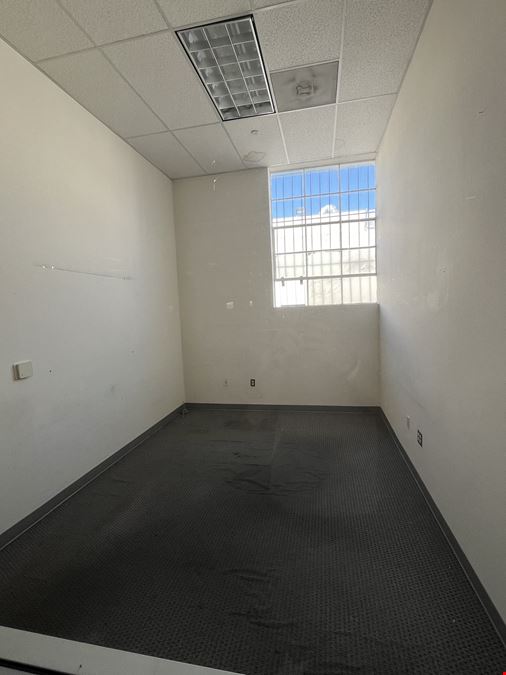 Gardena, CA Warehouse for Rent  #1416 | 1,000-27,291 sq ft