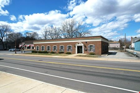 Preview of Retail space for Rent at 115 E Main St