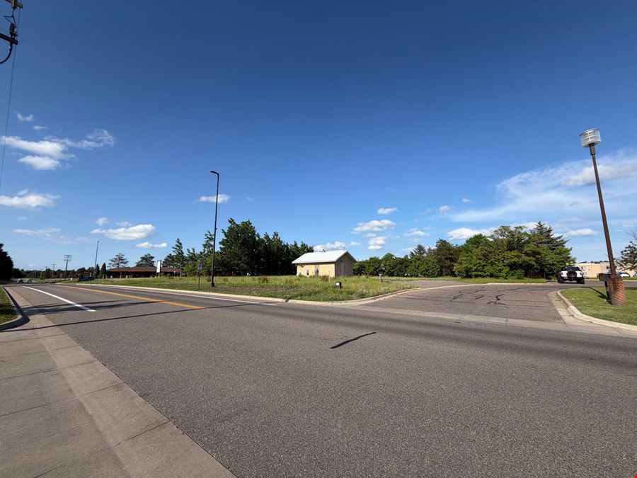 200 Golf Course Rd N