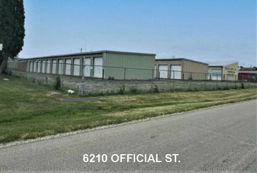 204 Self Storage Units