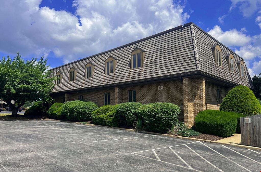 1242 W West Chester Pike