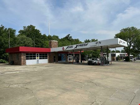 Preview of Retail space for Sale at 1501 N College Ave