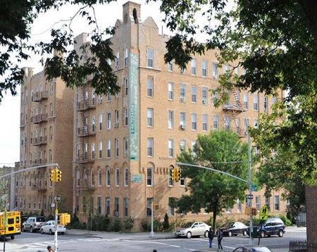Preview of Land space for Sale at 702 44th Street