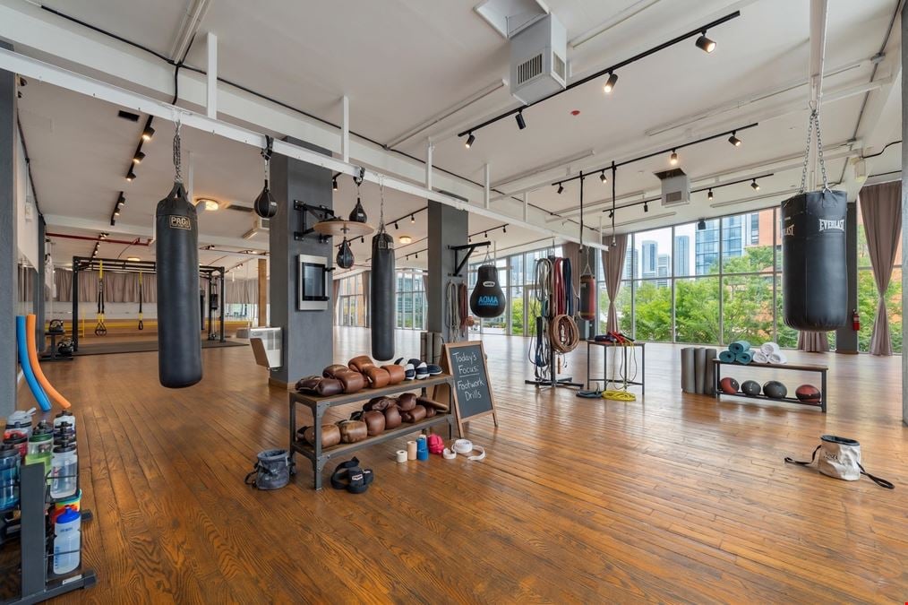 7,700 SF | 229 Cook Street | Bright Open-Plan Studio Space in the Heart of Bushwick for Lease