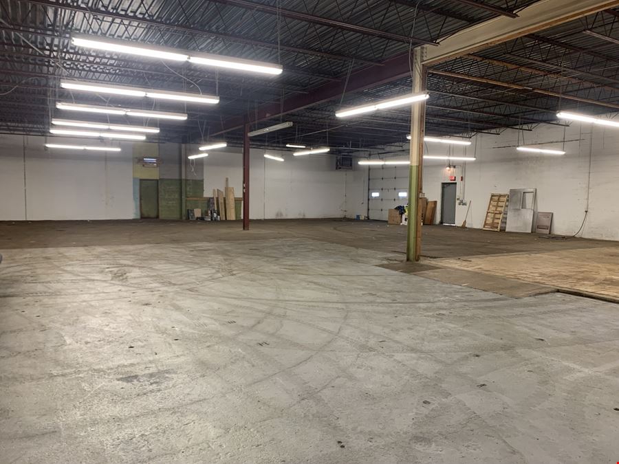 2110-2128 Columbus Rd (US 62)