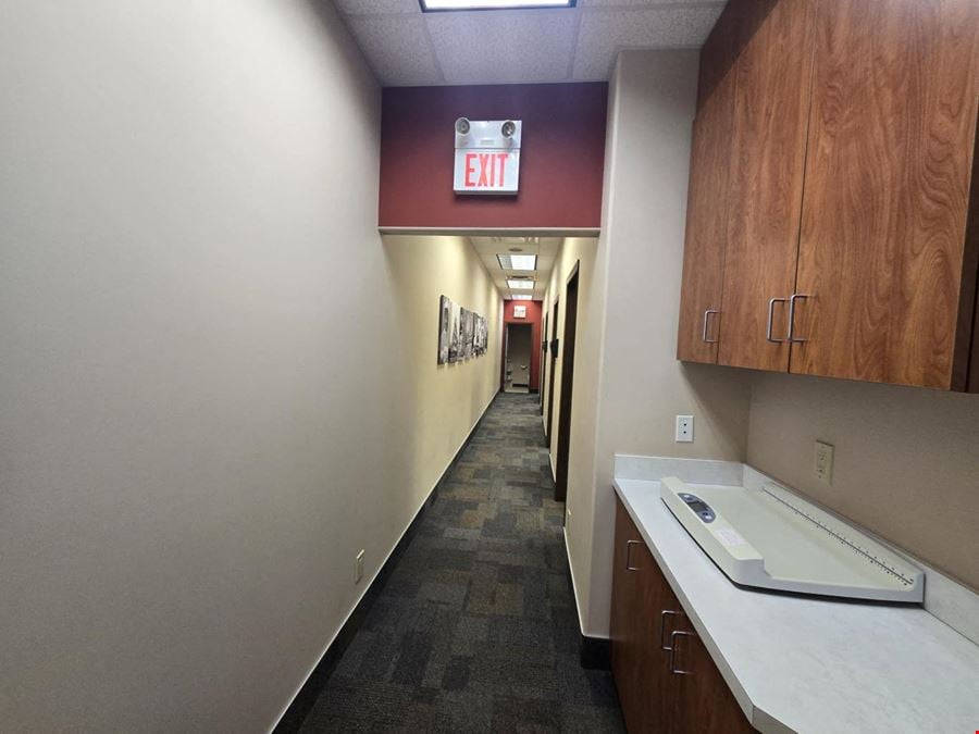Bearspaw Plaza: Medical Office Space