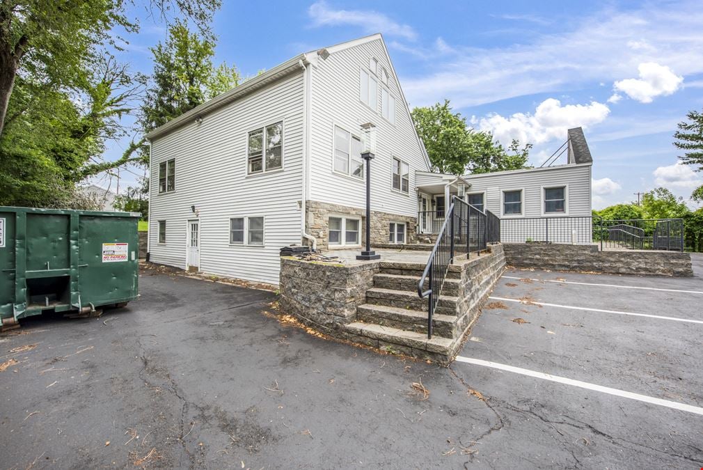 724 Fitzwatertown Rd
