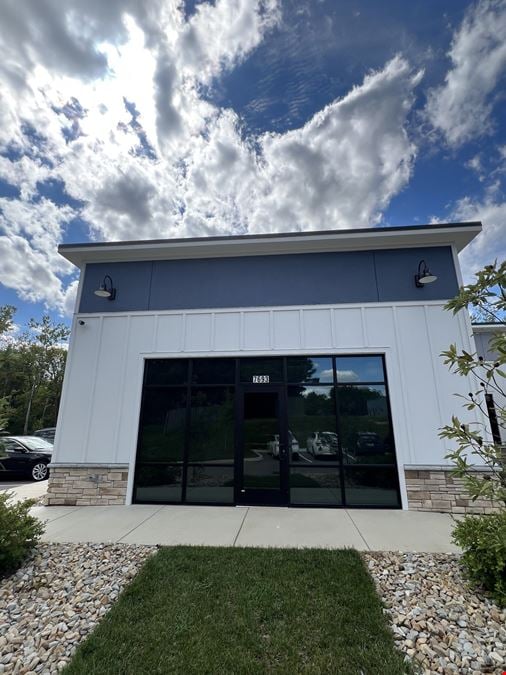 7693 Oak Ridge Highway