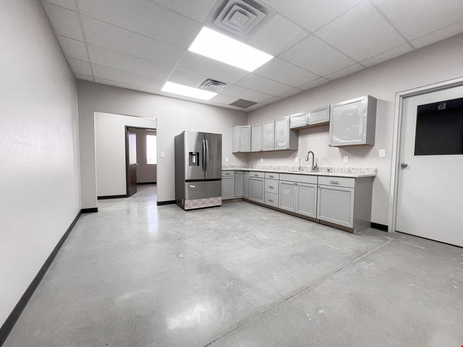 3717 S County Road 1232