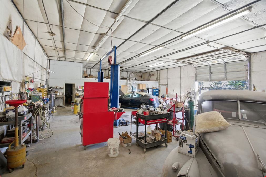 2,400 SQ FT Warehouse- Central, Near Clemson