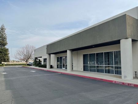 ±6,600 SF of High Quality Office/Warehouse in Fresno, CA - Fresno