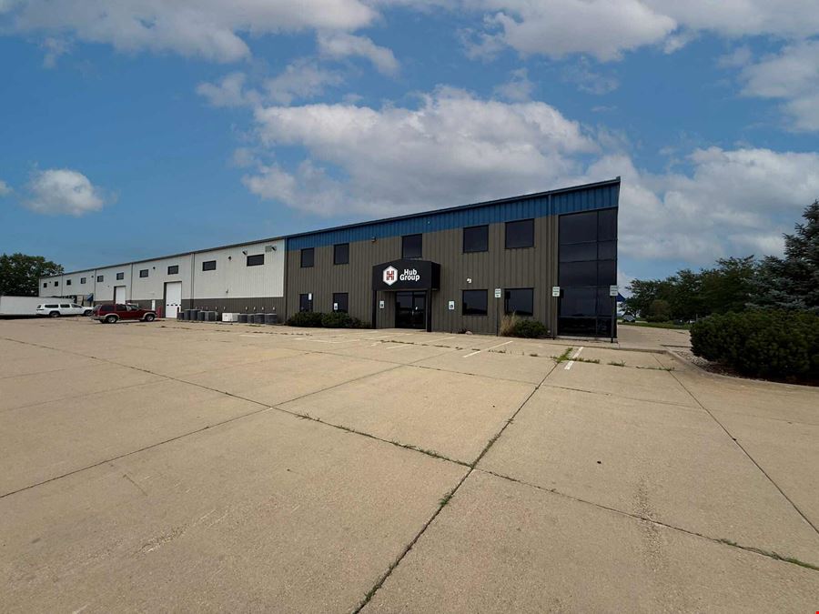 9440 & 9435 Wright Bros Ct SW