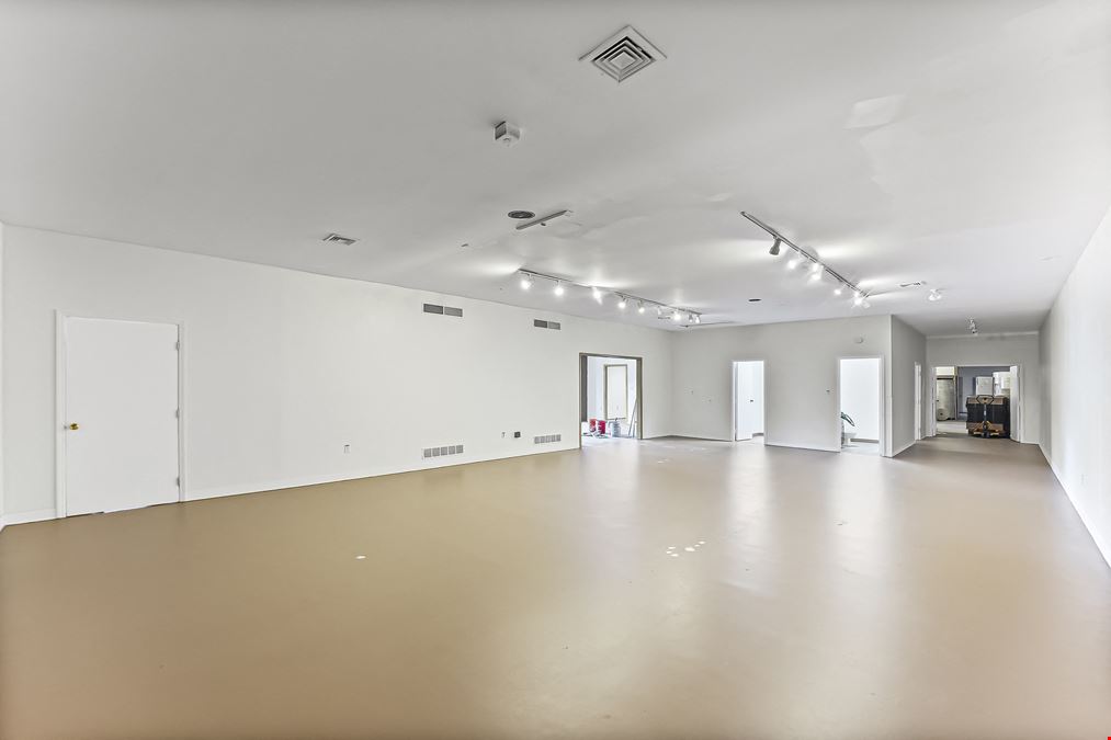 Mixed Use Flex/Res Income Opportunity