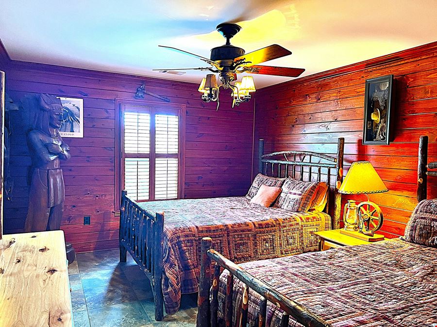 Whitetail Lake Lodge