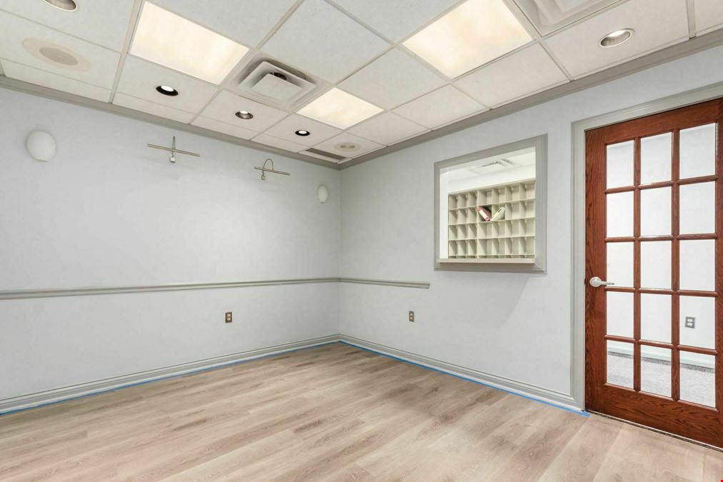 5180 E Main St, All Vacancy