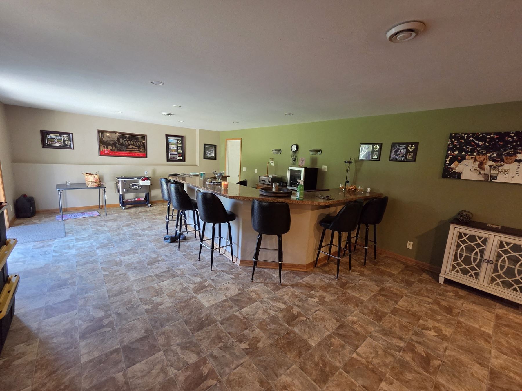W193S6794 Hillendale Drive