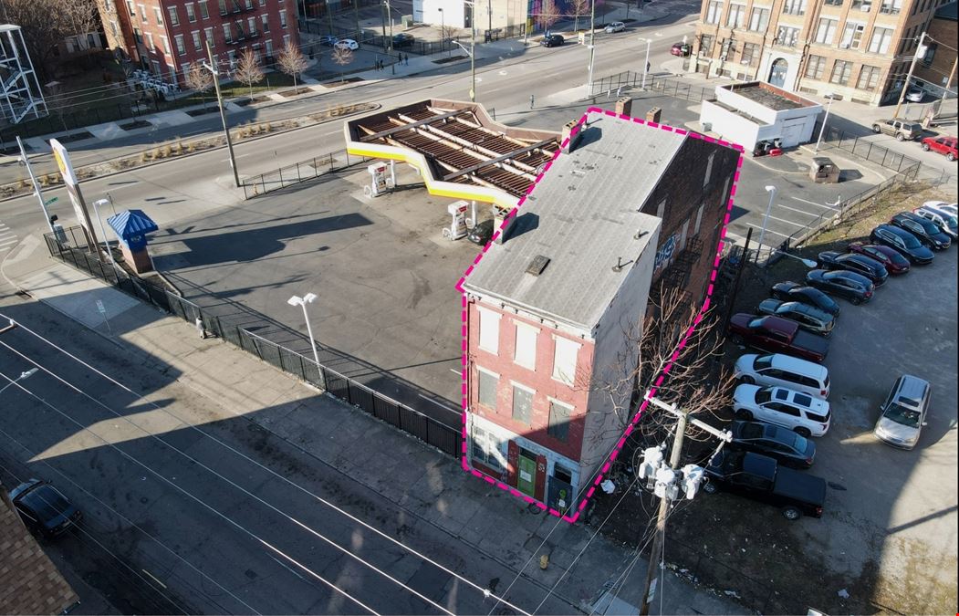 AUCTION - 1613 Walnut Street