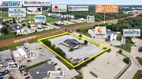 REIT Sale | Former Smokey Bones BBQ | Access to I-55/I-72 & 1,300 Hotel Rooms