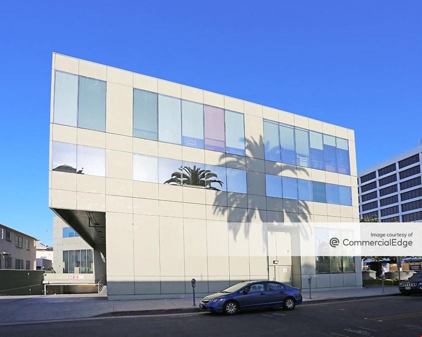 8350 Wilshire Blvd